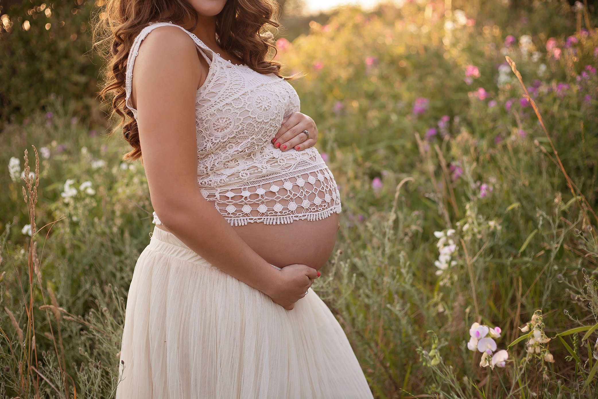 Spring Maternity Family Session in North Idaho : Hayden Newborn